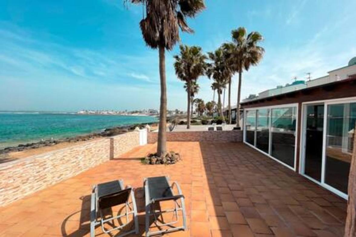 Corralejo Beach Villa San Antonio- Private Heated Pool, Breathtaking Sea View, Bbq, Fast Wifi By Amazzzing Travel ภายนอก รูปภาพ